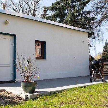 East Box 40A - Ferienhaus In Modern Art 바우트젠 외부 사진